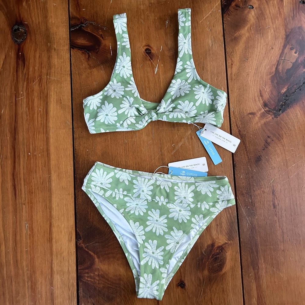 Cupshe Green Floral Bikini Set Small